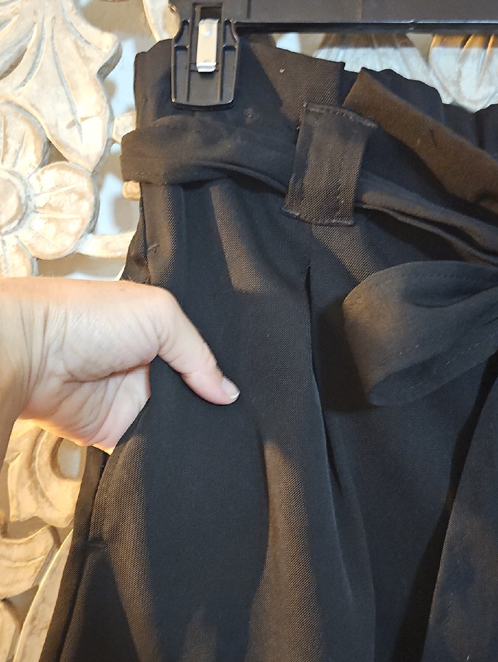 Max Studio Black Tie-Front High Waist Shorts - Picture 3 of 7